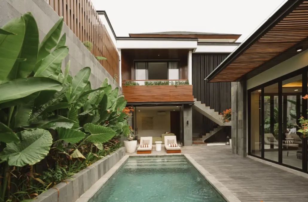 Why Canggu, Berawa & Seminyak  Are Still Bali’s Hottest Places to Stay
